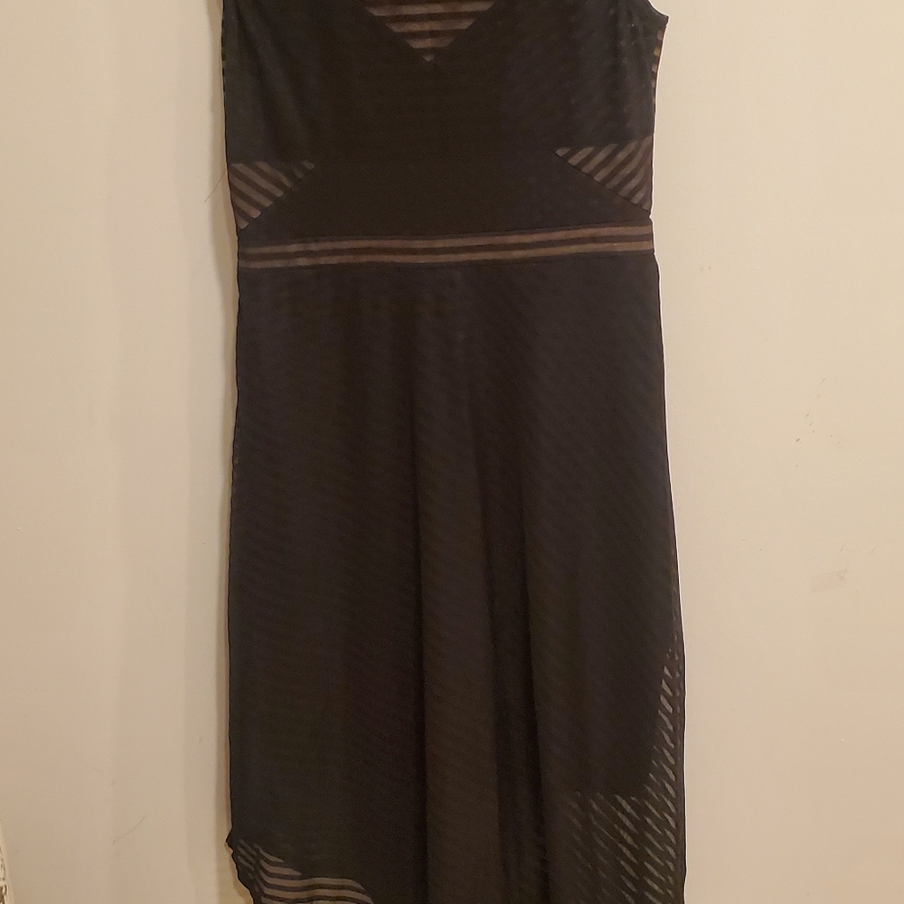 BCBG Women Size M  Black Sleeveless Party Dress Asymmetric With Bottom - Picture 4 of 7